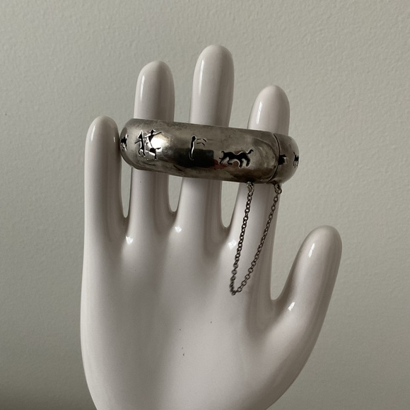 Vintage Sterling Silver 925 Hinged Bangle Bracelet - Picture 12 of 12